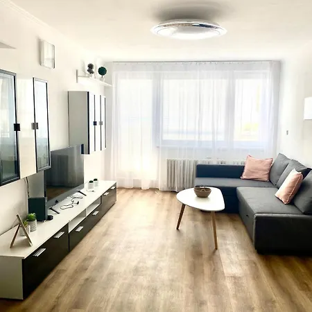 High Rise Cozy 2Brd Flat Apartment Prague Exterior photo